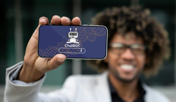 Le Chat de Mistral AI : une nouvelle dimension d'échange